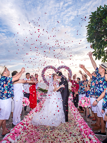 巴厘岛悦榕庄总统别墅水上婚礼,Banyan Tree water wedding bali