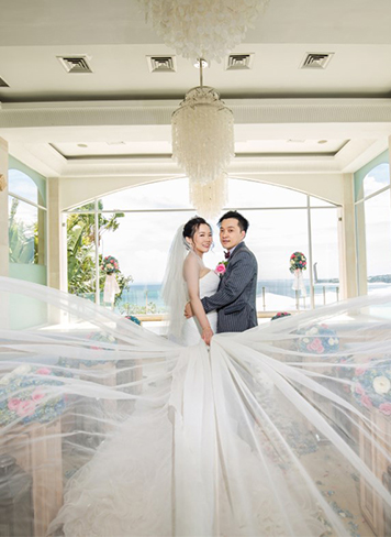 巴厘岛蓝色天堂教堂婚礼